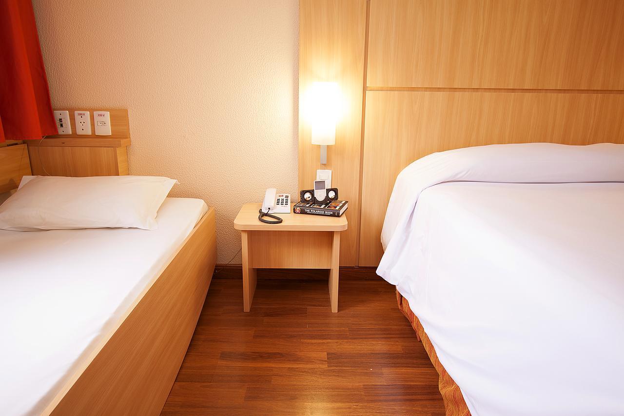 Ibis Curitiba Aeroporto Hotell São José dos Pinhais Exteriör bild